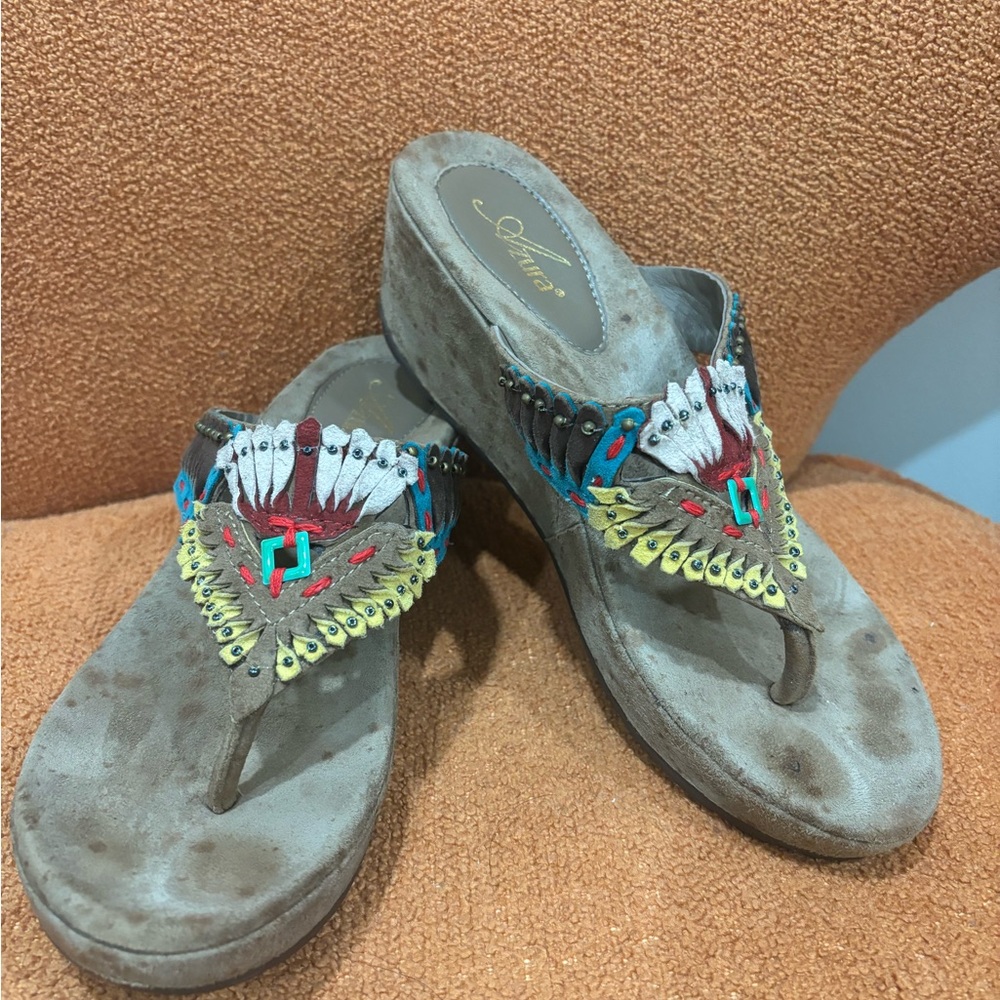 Azura thong sandals